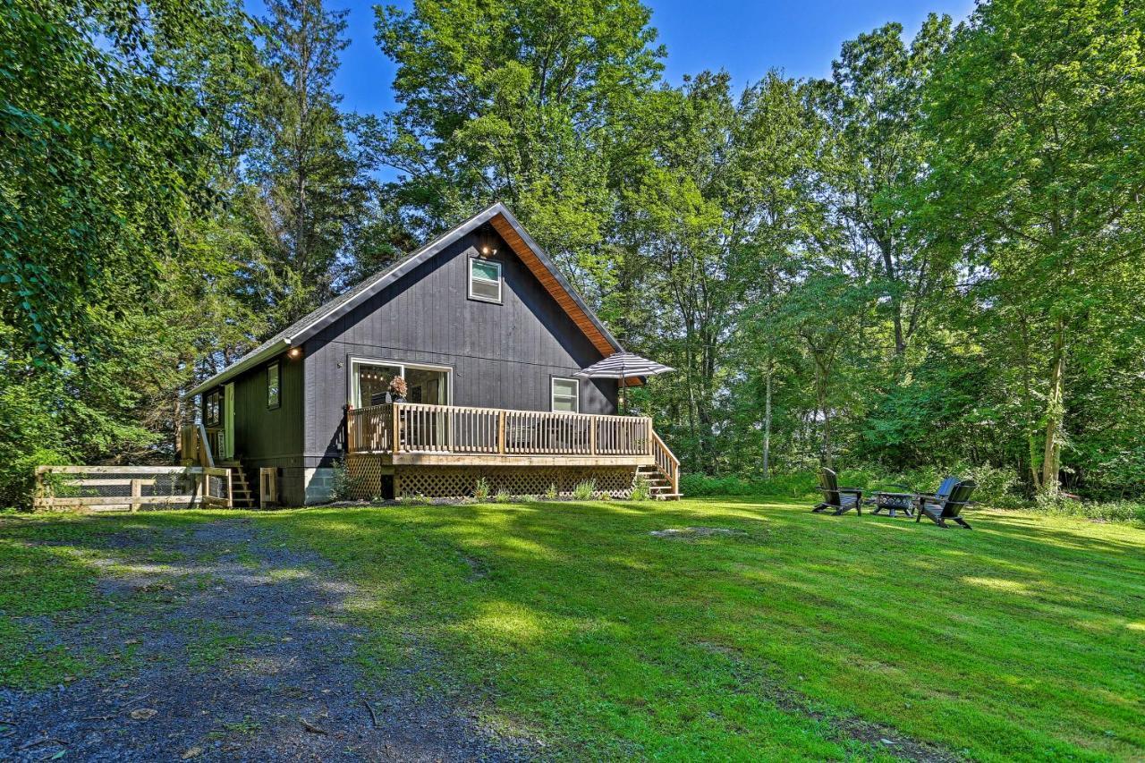 Modern East Stroudsburg Home With Deck And Gas Grill! 외부 사진